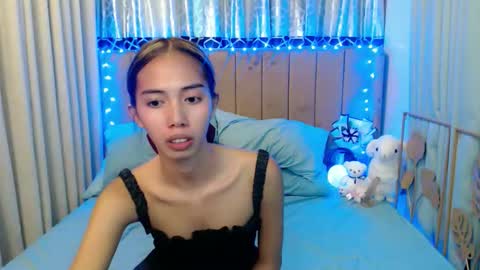 sweetgirl_daphne online show from 8, 6, 2026