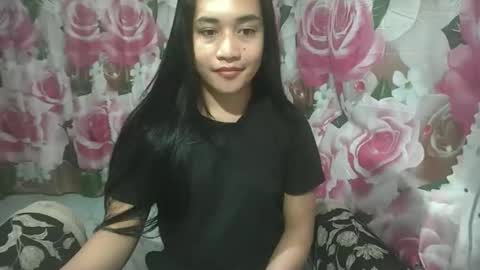 Snapshot of sweetgirly_jessa chatting on 27, 5, 2026 sweetgirly_jessa online show from 27, 5, 2026