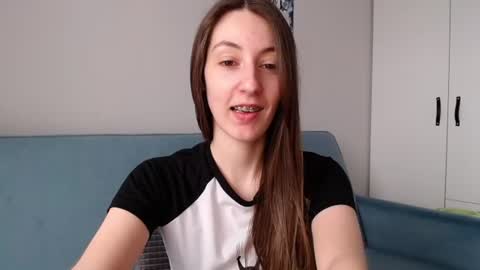 Snapshot of sweetheart_77 chatting on 11, 6, 2026 Emma online show from 11, 6, 2026