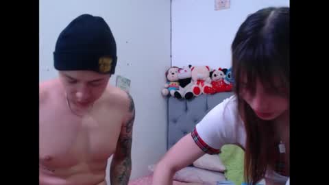 Snapshot of sweethoney22_ chatting on 1, 2, 2025 Sabrina y Eliot online show from 1, 2, 2025