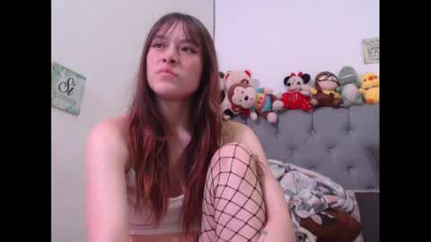 Snapshot of sweethoney22_ chatting on 12, 2, 2025 Sabrina y Eliot online show from 12, 2, 2025