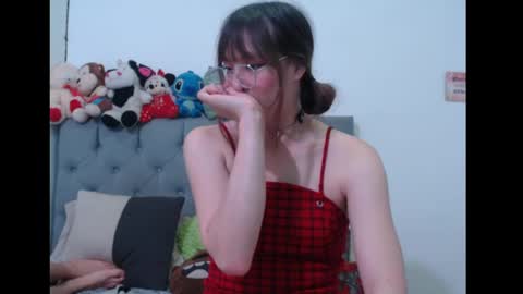 Snapshot of sweethoney22_ chatting on 7, 3, 2025 Sabrina y Eliot online show from 7, 3, 2025