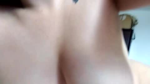 Ana Mara  i cant Make noise My family is here  online show from 16, 11, 2025