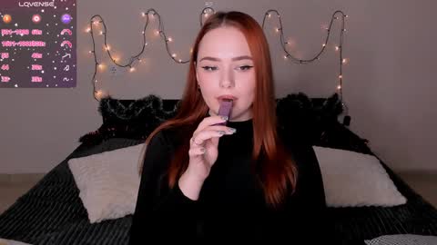 Snapshot of sweetie_candy_ chatting on 21, 12, 2024 Hannah online show from 21, 12, 2024