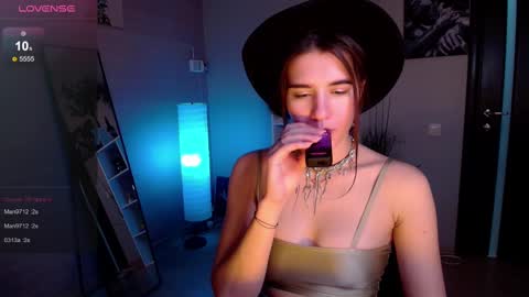 Snapshot of sweetie_catt chatting on 11, 2, 2025 sweetie_catt online show from 11, 2, 2025