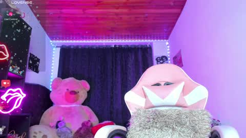 Snapshot of sweetie_lena_ chatting on 7, 2, 2025 online show from 7, 2, 2025