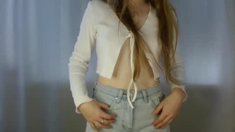 Annie online show from 16, 9, 2025