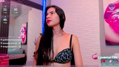 Snapshot of sweetieandjuiicy chatting on 1, 3, 2025 Call me Nataly  online show from 1, 3, 2025