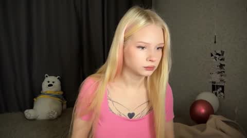 sweetie Lisa3 online show from 24, 12, 2024