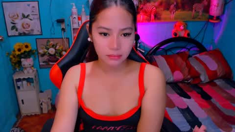 Snapshot of sweetienicole chatting on 2, 12, 2024 Nicole online show from 2, 12, 2024