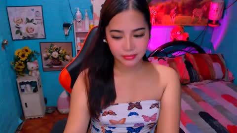 Snapshot of sweetienicole chatting on 6, 1, 2025 Nicole online show from 6, 1, 2025