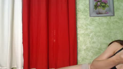 sweetiestkylie online show from 8, 3, 2025