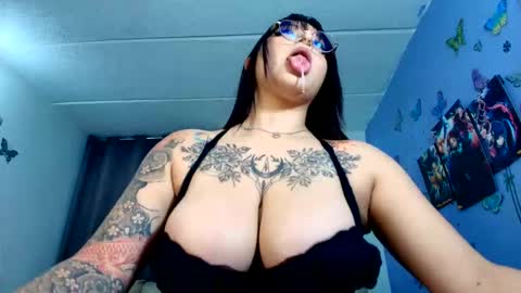 Isabella online show from 28, 3, 2026