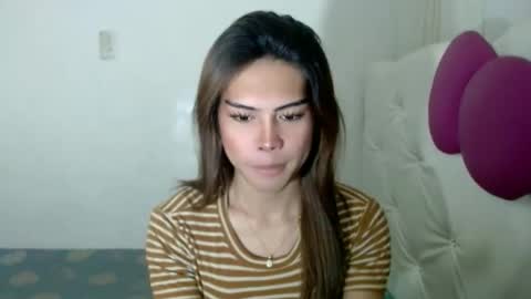 Snapshot of sweetjulia_xoxo chatting on 5, 10, 2025 Julia online show from 5, 10, 2025