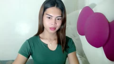 Snapshot of sweetjulia_xoxo chatting on 10, 10, 2025 Julia online show from 10, 10, 2025