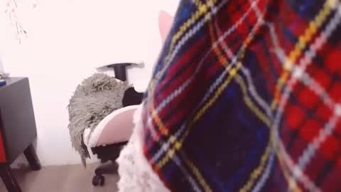 Snapshot of sweetkatik chatting on 29, 10, 2025 karen online show from 29, 10, 2025