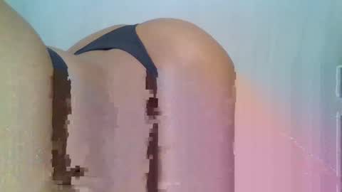 Snapshot of sweetl__ chatting on 18, 2, 2025 Sweet Lisa online show from 18, 2, 2025