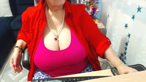 Snapshot of sweetladyrebeka chatting on 14, 1, 2025 Rebeka online show from 14, 1, 2025