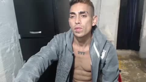 Snapshot of sweetlatinakim chatting on 8, 6, 2026 Camilo online show from 8, 6, 2026