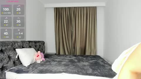 Snapshot of sweetlayla_ chatting on 28, 5, 2026 Layla online show from 28, 5, 2026