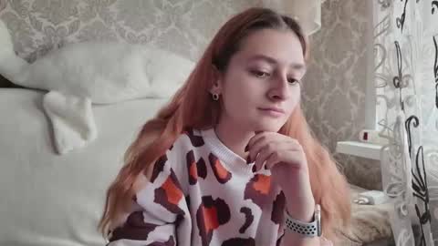 sweetliaison online show from 5, 11, 2025