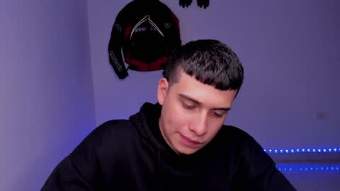 Lian online show from 4, 1, 2025