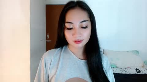 Snapshot of sweetlilly_18 chatting on 18, 12, 2024 Lilly online show from 18, 12, 2024