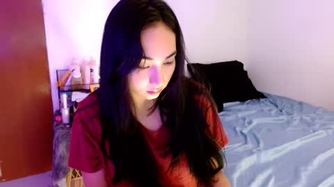 Snapshot of sweetlilly_18 chatting on 25, 9, 2025 Lilly online show from 25, 9, 2025