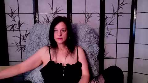 Snapshot of sweetlonglips_ chatting on 19, 7, 2026 JenJenny online show from 19, 7, 2026