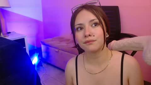 Snapshot of sweetlu_gh chatting on 27, 1, 2025 Sweetlu online show from 27, 1, 2025