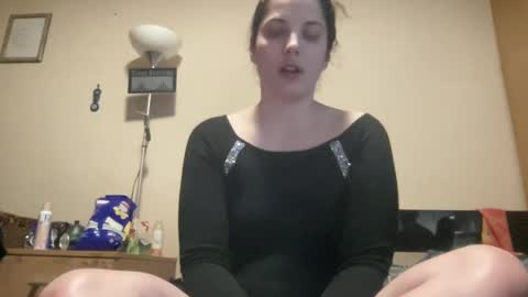 sweetmandyy online show from 2, 2, 2025