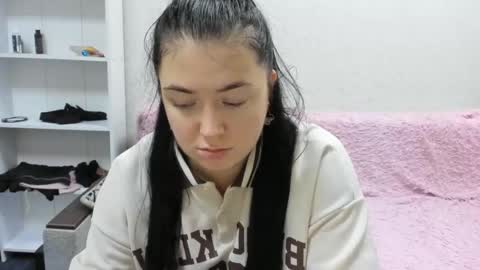 Snapshot of sweetmarylove chatting on 10, 12, 2024 sweetmarylove online show from 10, 12, 2024