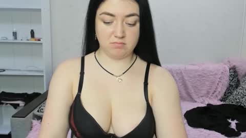 Snapshot of sweetmarylove chatting on 8, 3, 2025 sweetmarylove online show from 8, 3, 2025
