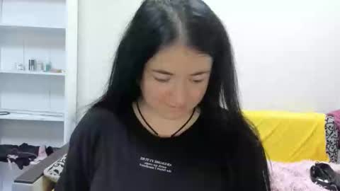 Snapshot of sweetmarylove chatting on 21, 9, 2025 sweetmarylove online show from 21, 9, 2025