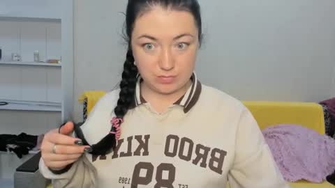 Snapshot of sweetmarylove chatting on 5, 10, 2025 sweetmarylove online show from 5, 10, 2025