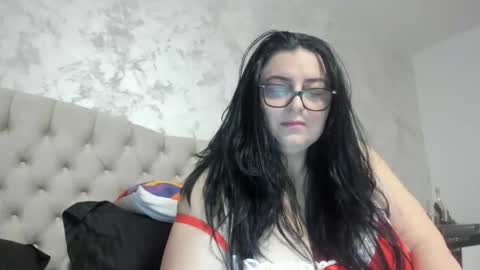 sweetmiki9 online show from 17, 3, 2026