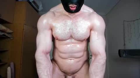 Snapshot of sweetmuscles_boy chatting on 8, 6, 2026 Lorenzo online show from 8, 6, 2026
