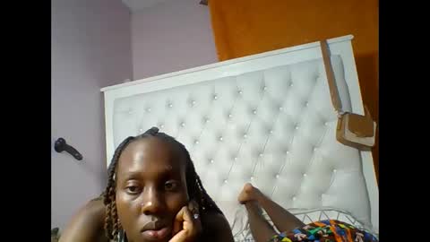 Novah girlie online show from 8, 6, 2026