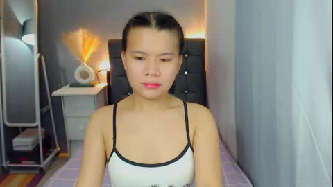 Snapshot of sweetnwildts chatting on 28, 4, 2026 Ghena online show from 28, 4, 2026