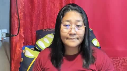 MIA online show from 10, 4, 2026