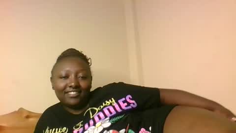 Snapshot of sweetrose2049 chatting on 4, 6, 2026 Rose Watetu online show from 4, 6, 2026