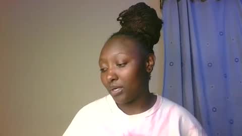Snapshot of sweetrose2049 chatting on 8, 6, 2026 Rose Watetu online show from 8, 6, 2026