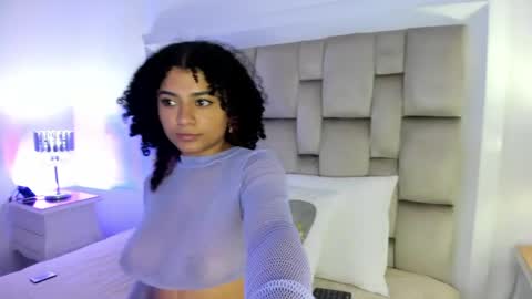 Snapshot of sweets_one chatting on 20, 4, 2026 sweets one online show from 20, 4, 2026
