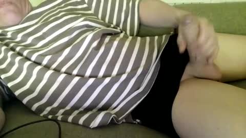 Snapshot of sweetsinner83 chatting on 22, 5, 2026 sweetsinner83 online show from 22, 5, 2026