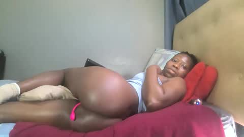 sweetslenderxx online show from 12, 5, 2026