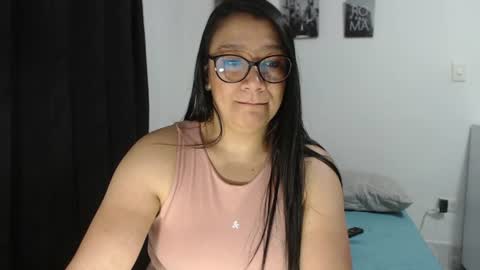 Snapshot of sweetstormi chatting on 9, 7, 2026 Stormi online show from 9, 7, 2026
