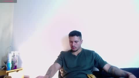 Snapshot of sweettguy_ chatting on 19, 5, 2026 Jei online show from 19, 5, 2026