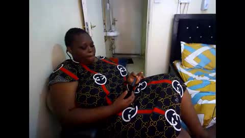 Snapshot of sweetthick_2 chatting on 1, 5, 2026 PEACHES online show from 1, 5, 2026