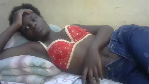 Snapshot of sweetvallerie chatting on 22, 2, 2025 sweetvallerie online show from 22, 2, 2025