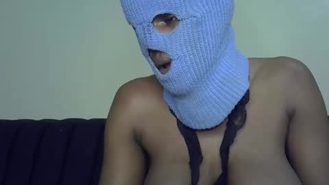 Snapshot of sweetvirgi25 chatting on 11, 2, 2026 loving soul online show from 11, 2, 2026